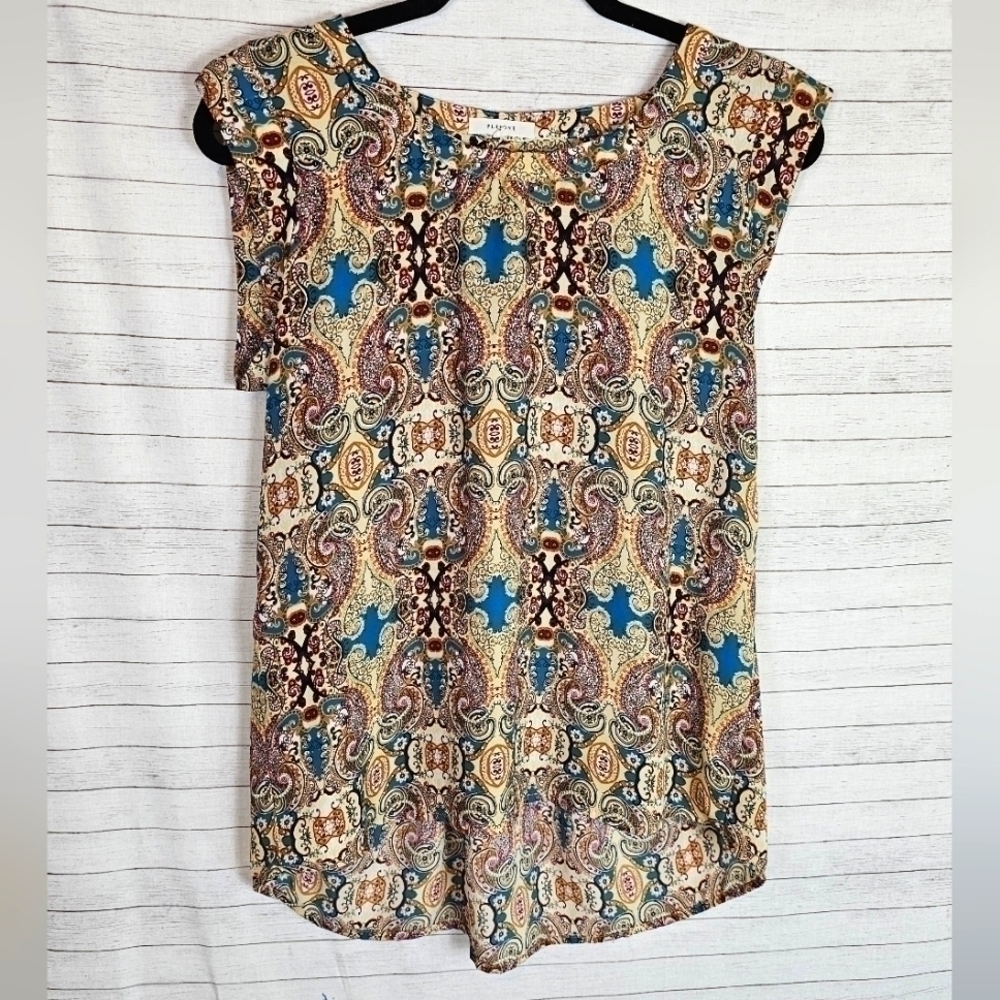 PLEIONE PAISLEY PRINT SHORT SLEEVE SHEER BLOUSE, SZ SMALL
